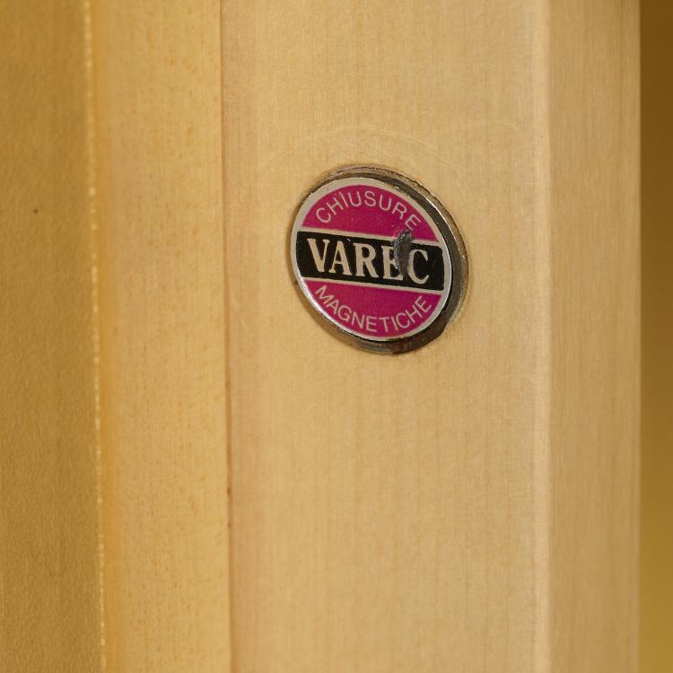 Bild 2 zu Objekt, Sideboard 'Cabinet d'Architecte', c. 1925 (design), Eileen Gray, ClassiCon, M&uuml;nchen/Munich f&uuml;r/for Edition Aram Design, London, 180B 429