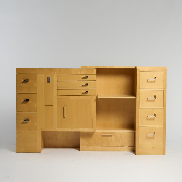Bild 6 zu Objekt, Sideboard 'Cabinet d'Architecte', c. 1925 (design), Eileen Gray, ClassiCon, M&uuml;nchen/Munich f&uuml;r/for Edition Aram Design, London, 180B 429