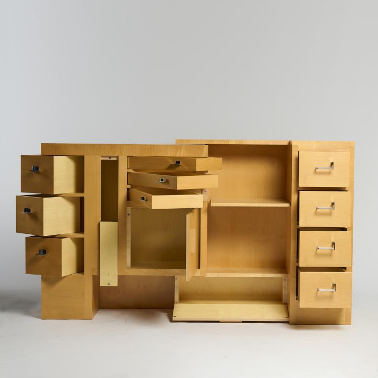 Bild 9 zu Objekt, Sideboard 'Cabinet d'Architecte', c. 1925 (design), Eileen Gray, ClassiCon, M&uuml;nchen/Munich f&uuml;r/for Edition Aram Design, London, 180B 429