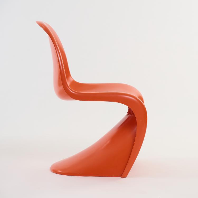 Bild 2 zu Objekt, Vier 'Panton chairs', 1962/67, Verner Panton, Herman Miller Fehlbaum Production, Weil am Rhein., 181A 232
