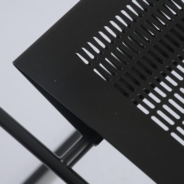 Bild 6 zu Objekt, Zwei St&uuml;hle 'Quinta', 1985 (Entwurf), Mario Botta, Alias, Bergamo, 181A 466