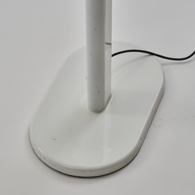 Bild 3 zu Objekt, Two 'Space Age' floor lamps, c. 1970, Rodolfo Bonetto, I Guzzini, Mailand, 181A 258