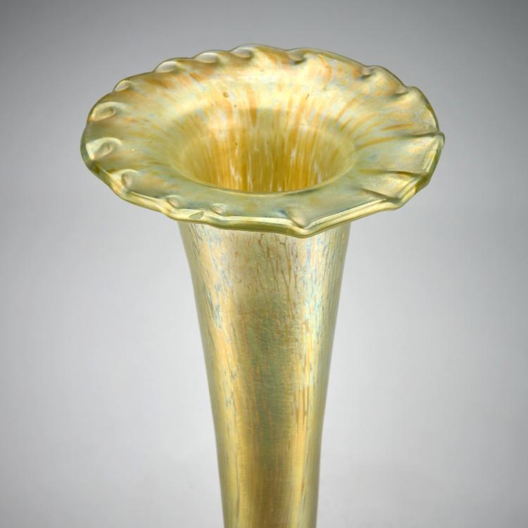 Bild 8 zu Objekt, Hohe 'Papillon'-Vase, 1898-1900, L&ouml;tz Wwe., Klosterm&uuml;hle / Klastersky Mlyn, 180A 117