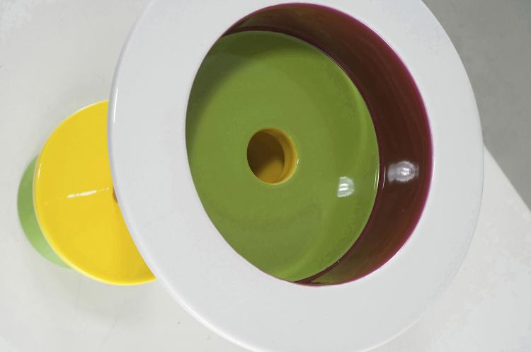 Bild 1 zu Objekt, Vase 'KRv_04 aus der 'Symbolik-Kollektion', 2005, Karim Rashid, Bitossi, Montelupo, 180B 574