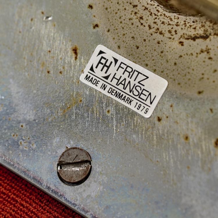 Bild 5 zu Objekt, Two 'Swan' armchairs, 1957/58, Arne Jacobsen, Fritz Hansen, Aller&oslash;d, 180B 480