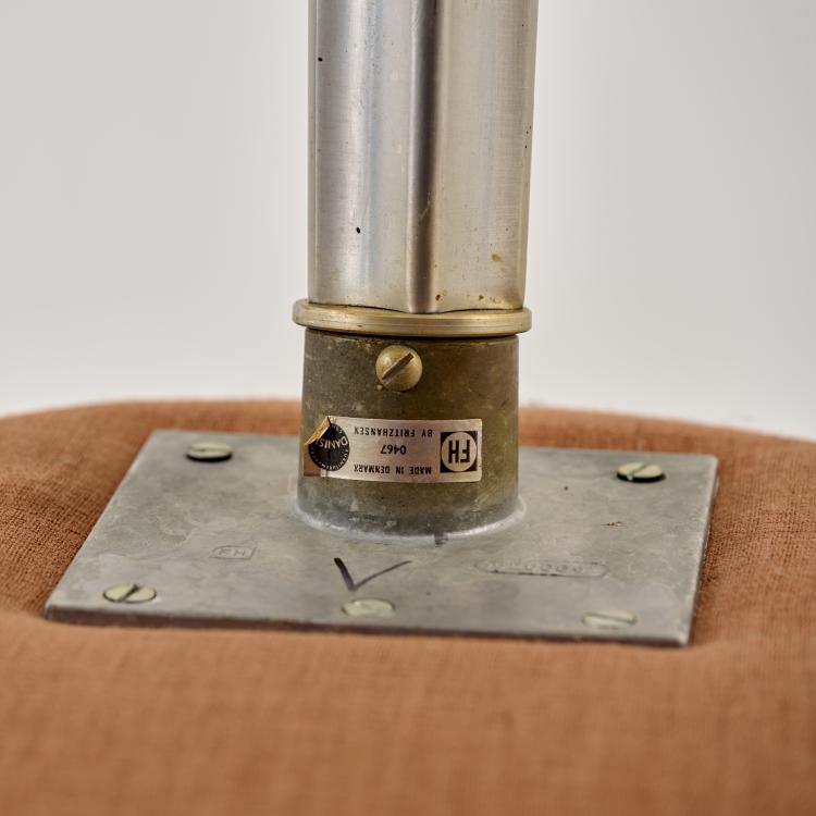 Bild 6 zu Objekt, Two 'Swan' armchairs, 1957/58, Arne Jacobsen, Fritz Hansen, Aller&oslash;d, 180B 479