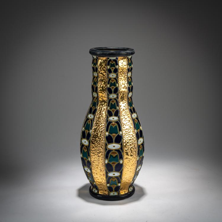 Hauptbild zu Objekt, Vase, um 1906, Amphora-Werke, Riessner & Kessel, Turn-Teplitz / Trnovany-Teplice, 180A 365