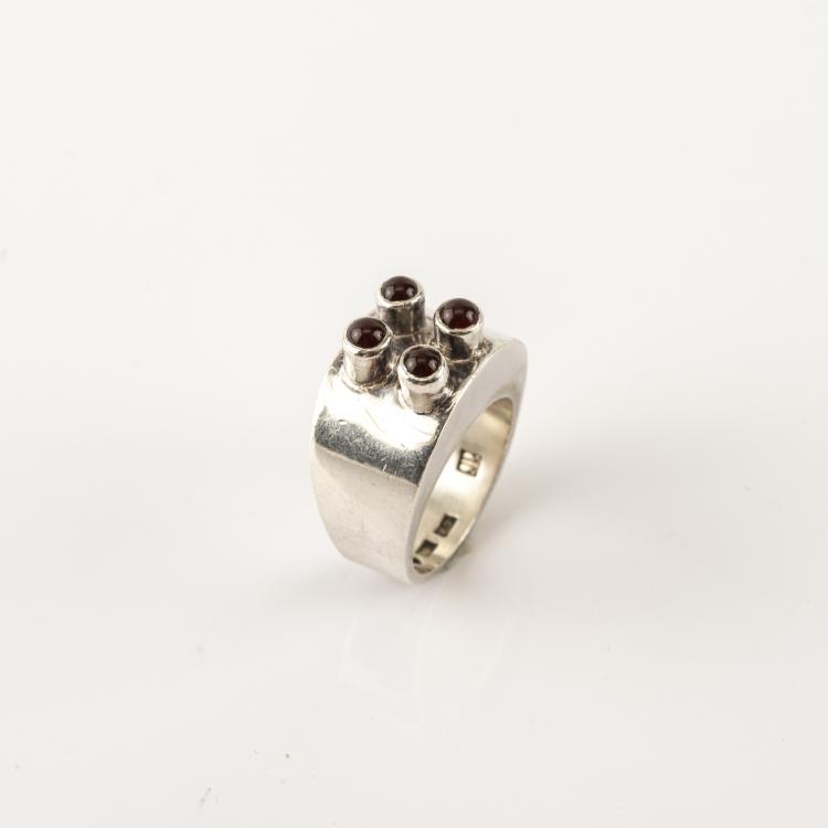 Bild 1 zu Objekt, Ring, 1975, Koru, Kaunis, Helsinki, 180C 697