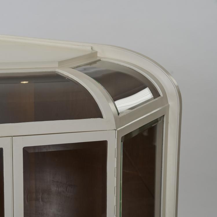 Bild 2 zu Objekt, Display cabinet from the dining room of Else von Guaita-Lampe, 1906, Henry van de Velde, Scheidemantel, H., Weimar, 180B 396