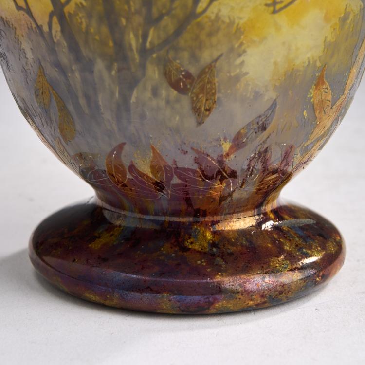Bild 3 zu Objekt, Rare Vase 'Coup de Vent dans les Arbres', or 'Feuilles d'Automne', 1913-19, Henri Berg&eacute;, Daum Fr&egrave;res, Nancy, 180A 27