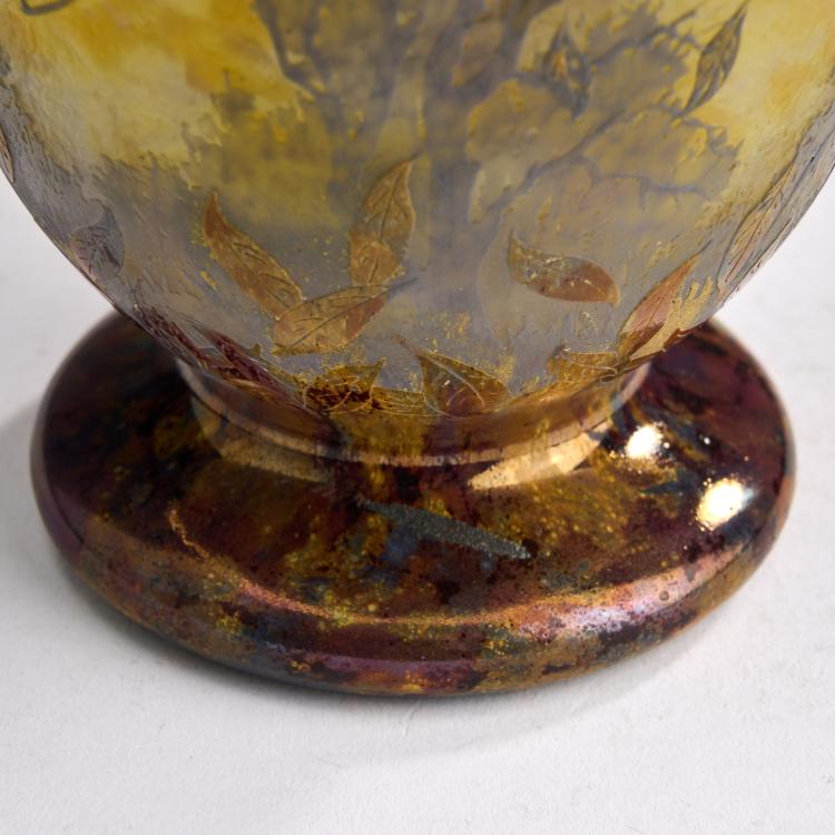 Bild 4 zu Objekt, Rare Vase 'Coup de Vent dans les Arbres', or 'Feuilles d'Automne', 1913-19, Henri Berg&eacute;, Daum Fr&egrave;res, Nancy, 180A 27