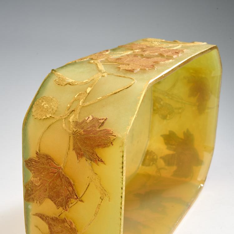 Bild 4 zu Objekt, Schale 'Boule caboss&eacute;e, Aurore, Platanes', 1893, Jacques Gruber, Daum Fr&egrave;res, Nancy, 180A 1