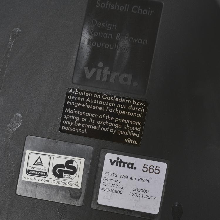 Bild 1 zu Objekt, Vier B&uuml;rodrehst&uuml;hle 'Softshell Chair', 2008 (Entwurf), Ronan Bouroullec,Erwan Bouroullec, Vitra, Birsfelden, 181A 521