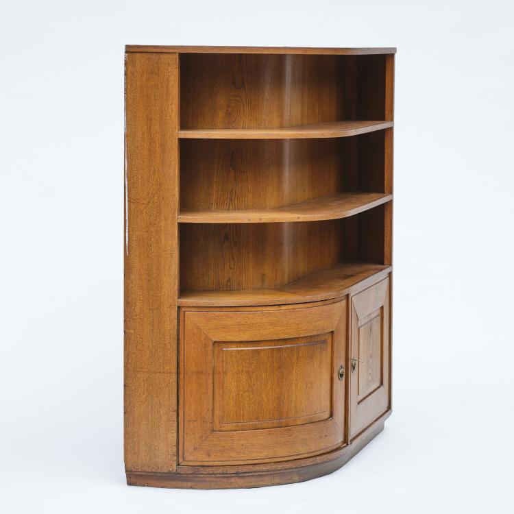 Bild 2 zu Objekt, Corner cabinet, c. 1908, Henry van de Velde, Scheidemantel, H., Weimar, 182A 321