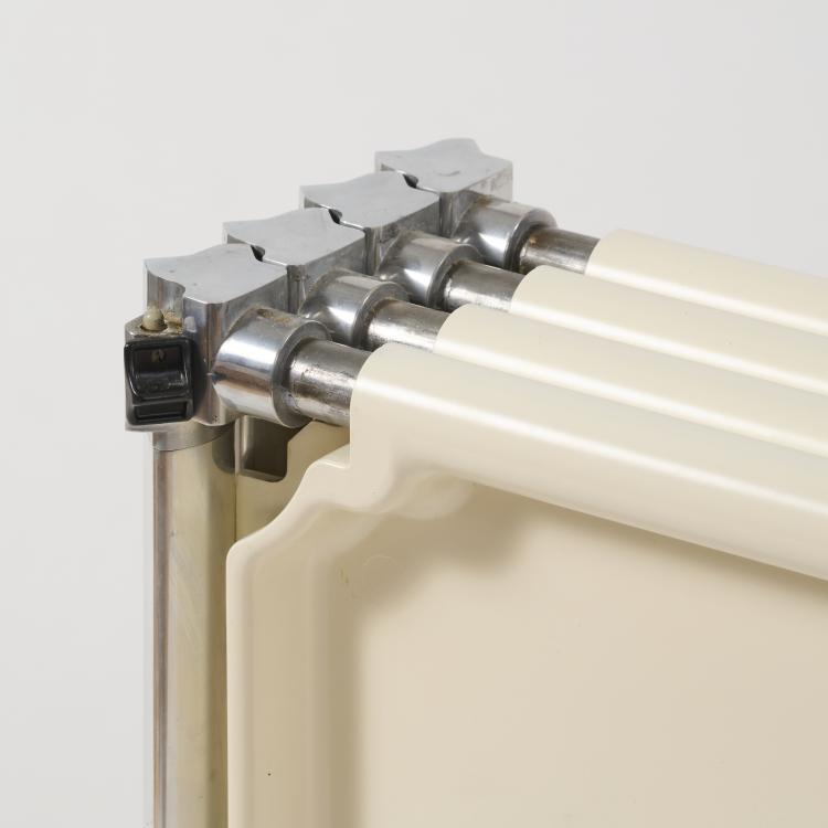 Bild 3 zu Objekt, 'Plana' folding table, 1970, Giancarlo Piretti, Anonima Castelli, Bologna, 181A 247