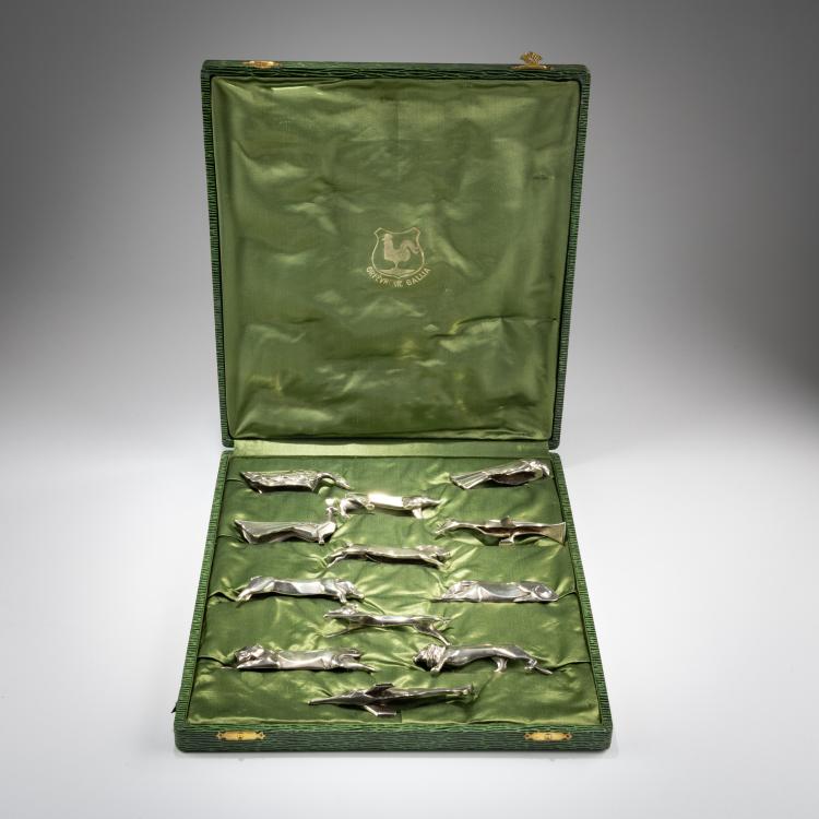 Bild 1 zu Objekt, Zw&ouml;lf Messerb&auml;nkchen in Etui, um 1925, Christofle, Paris, 180A 219