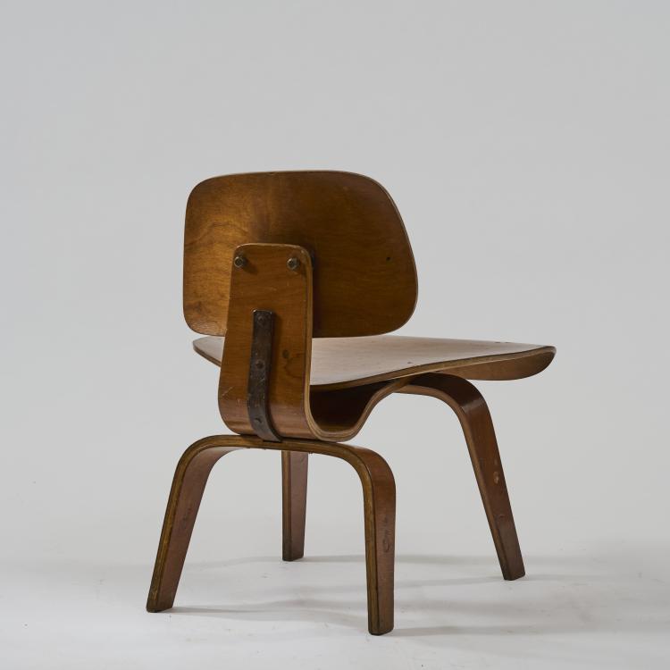Bild 5 zu Objekt, Armchair 'LCW', 1946 (design), Charles & Ray Eames, Miller Herman, S&uuml;damerika, 181A 214