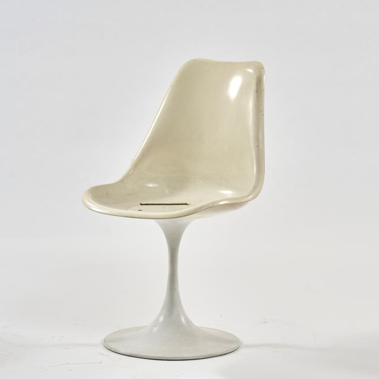 Bild 1 zu Objekt, Four chairs 'Tulip' - '151', 1956 (design), Eero Saarinen, UMS Pastoe, Utrecht; Knoll International, New York, 181A 261