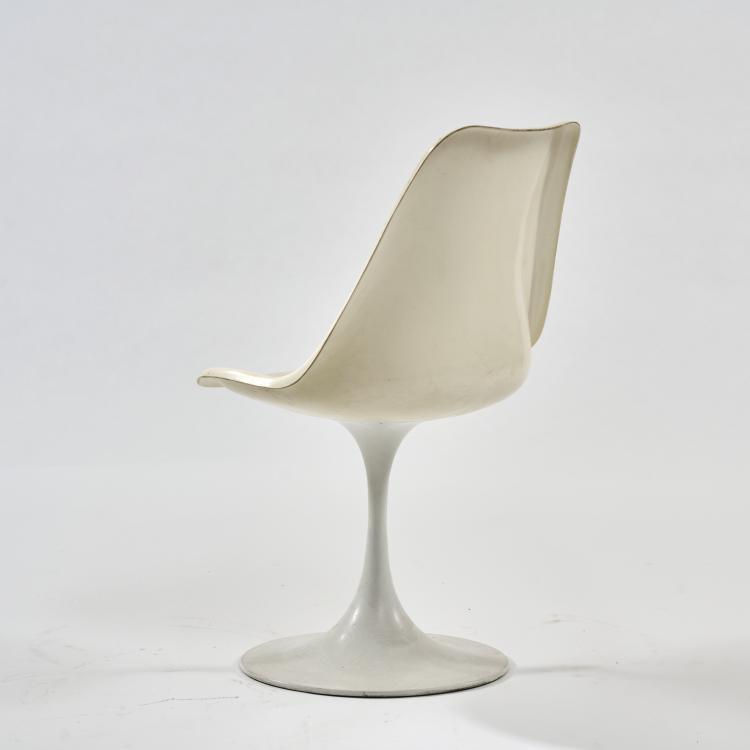 Bild 2 zu Objekt, Four chairs 'Tulip' - '151', 1956 (design), Eero Saarinen, UMS Pastoe, Utrecht; Knoll International, New York, 181A 261