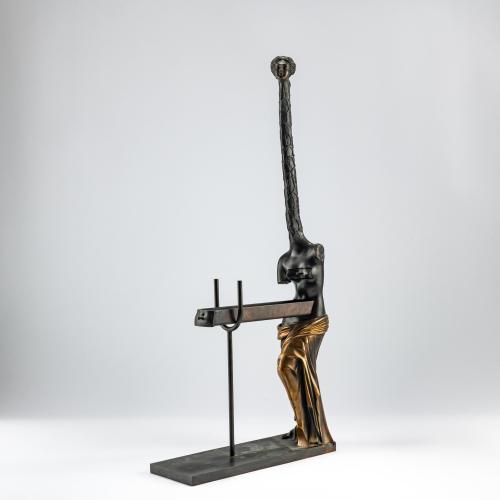 Sculpture 'Venus à la girafe', 1973