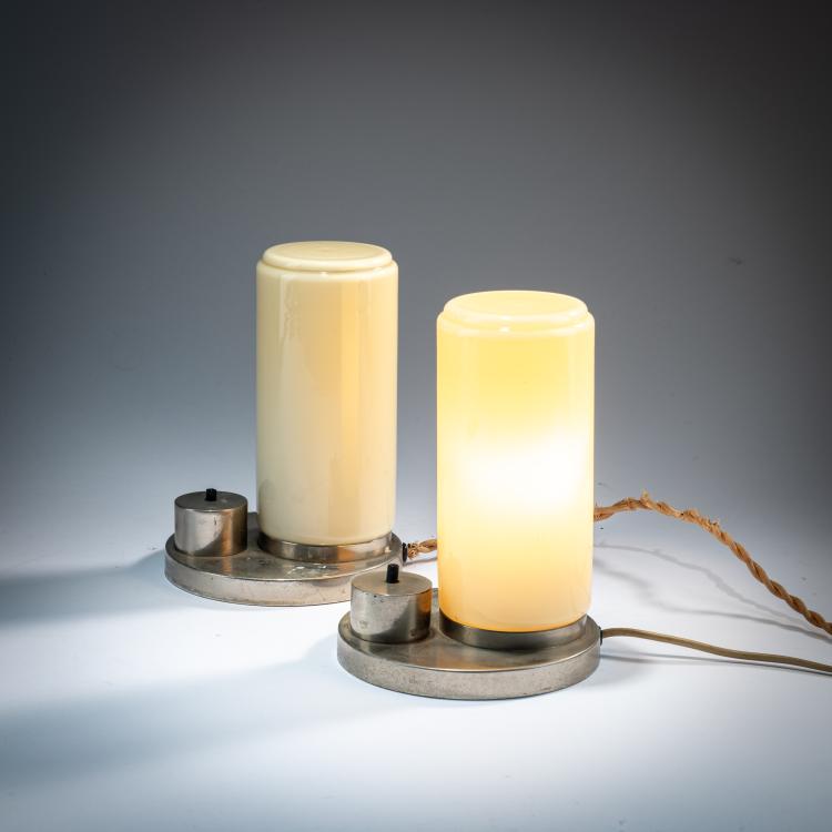 Hauptbild zu Objekt, Two table lights, c. 1930, Wolfgang T&uuml;mpel (attributed), B&uuml;nte & Remmler, Frankfurt (zug./attr.), 180B 434