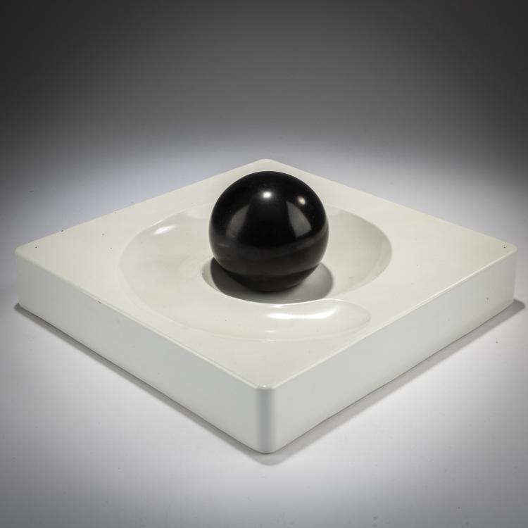 Hauptbild zu Objekt, Ashtray 'Spiros' with ember snuffer, 1969 (design), Eleonore Peduzzi Riva, Artemide, Mailand, 181A 241