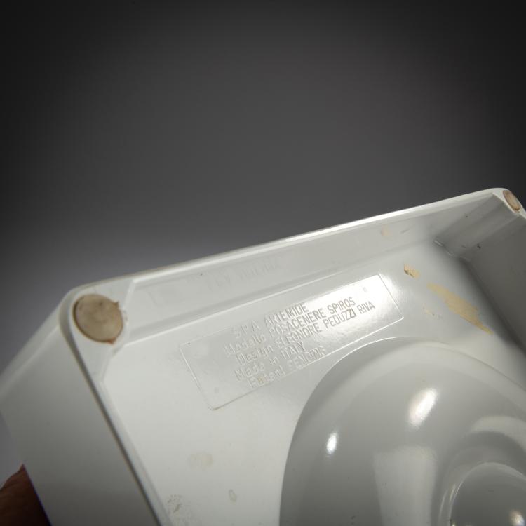 Bild 2 zu Objekt, Ashtray 'Spiros' with ember snuffer, 1969 (design), Eleonore Peduzzi Riva, Artemide, Mailand, 181A 241