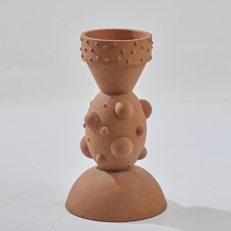Hauptbild zu Objekt, Flower pot from the 'Folly' series, 1991-93, Dan Friedman, Alessio Sarri Ceramiche, Sesto Fiorentino, 180B 557