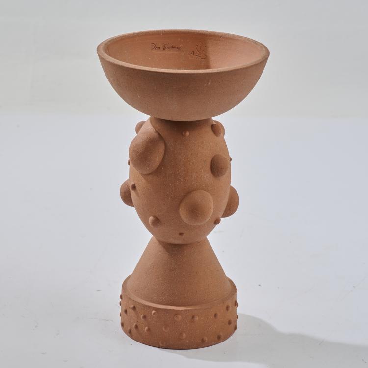Bild 1 zu Objekt, Flower pot from the 'Folly' series, 1991-93, Dan Friedman, Alessio Sarri Ceramiche, Sesto Fiorentino, 180B 557