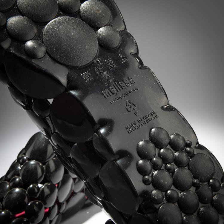 Bild 3 zu Objekt, Paar Schuhe 'Fontessa', 2010, Gaetano Pesce, Melissa, Brasilien / Brasil, 181A 156