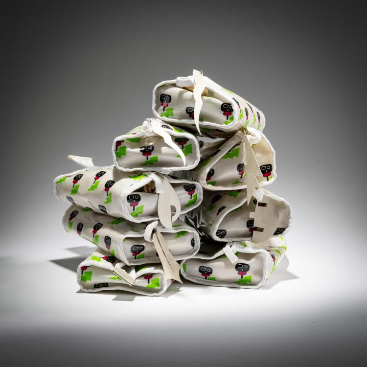 Bild 1 zu Objekt, Eight earrings 'Orecchini' from the 'Ollo' series, 1988, Alessandro Mendini, Acme Studios, Maui (zug. / attr.), 181A 152