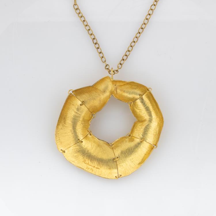 Bild 3 zu Objekt, Halsschmuck 'Fingerspitzen', 2014, Gerd Rothmann, 180C 677