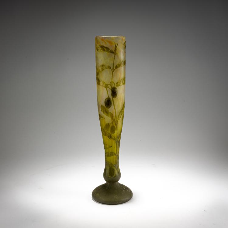 Hauptbild zu Objekt, Tall Vase 'Oliviers', c. 1910, Daum Fr&egrave;res, Nancy, 182A 45
