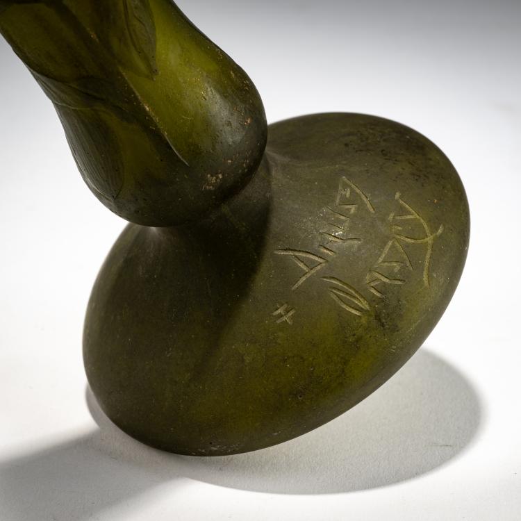 Bild 2 zu Objekt, Tall Vase 'Oliviers', c. 1910, Daum Fr&egrave;res, Nancy, 182A 45