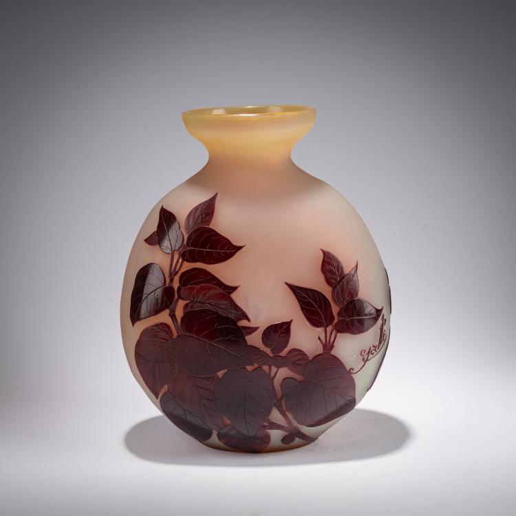 Bild 2 zu Objekt, Bulbous Vase 'Lilas', 1908-20, Gall&eacute;, Nancy, 182A 110