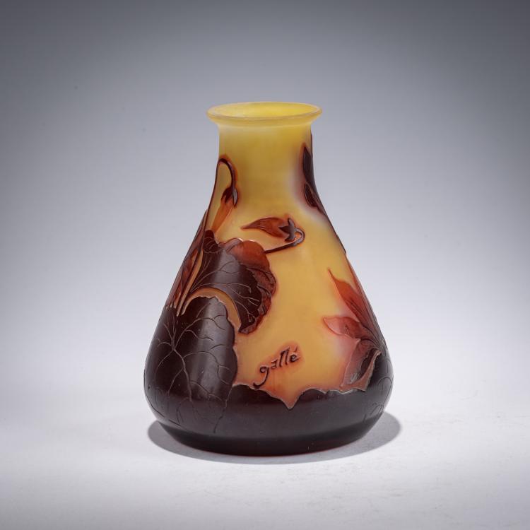 Bild 1 zu Objekt, Vase 'Cyclamens', 1920-36, Gall&eacute;, Nancy, 182A 130