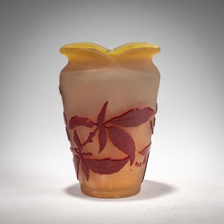 Bild 2 zu Objekt, Vase 'Fleurs de Cerisier', 1920-36, Gall&eacute;, Nancy, 182A 131