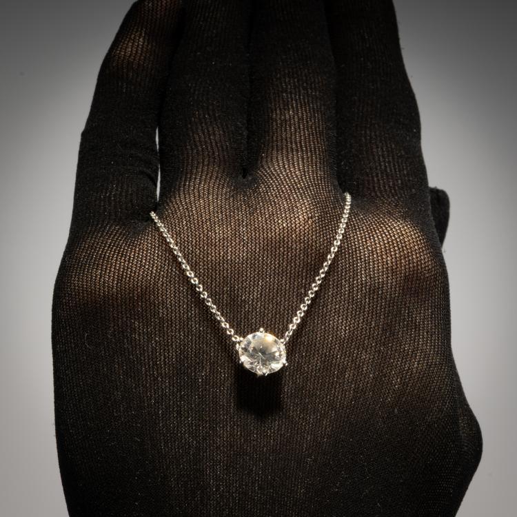 Bild 2 zu Objekt, Solit&auml;r Brillant Halskette, Tiffany & Co., 