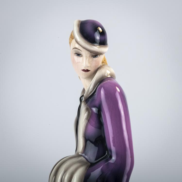 Bild 2 zu Objekt, 'Standing lady with cap and muff', 1931/32, Claire Herczeg-Weiss, Goldscheider, Wien / Vienna, 182A 384