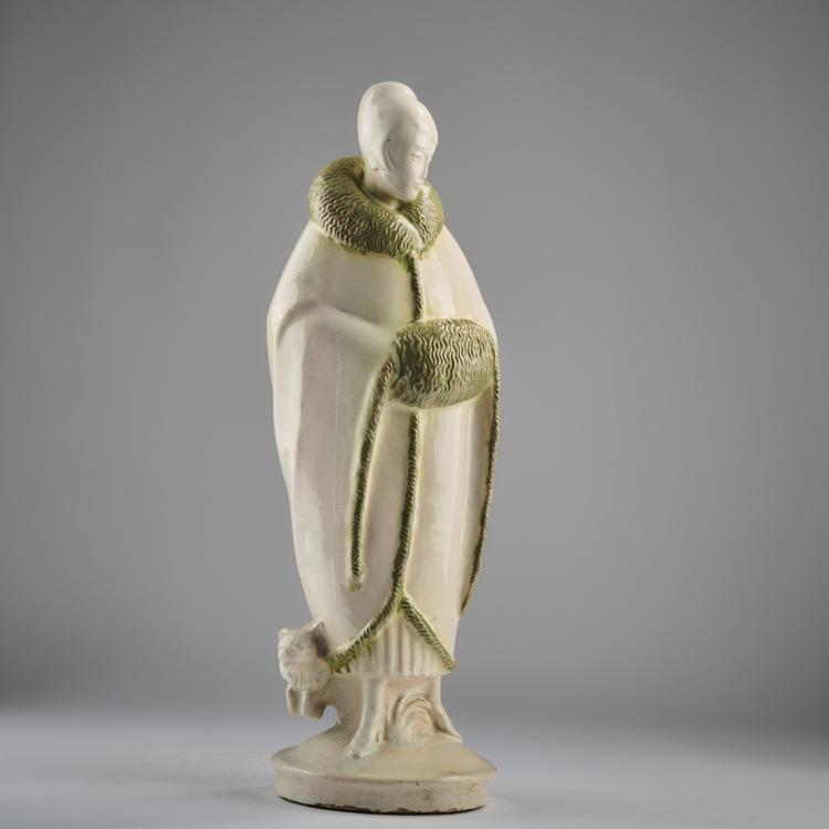 Bild 2 zu Objekt, Lady in a winter costume with a dog, c. 1925, Deutschland / Germany, 182A 404
