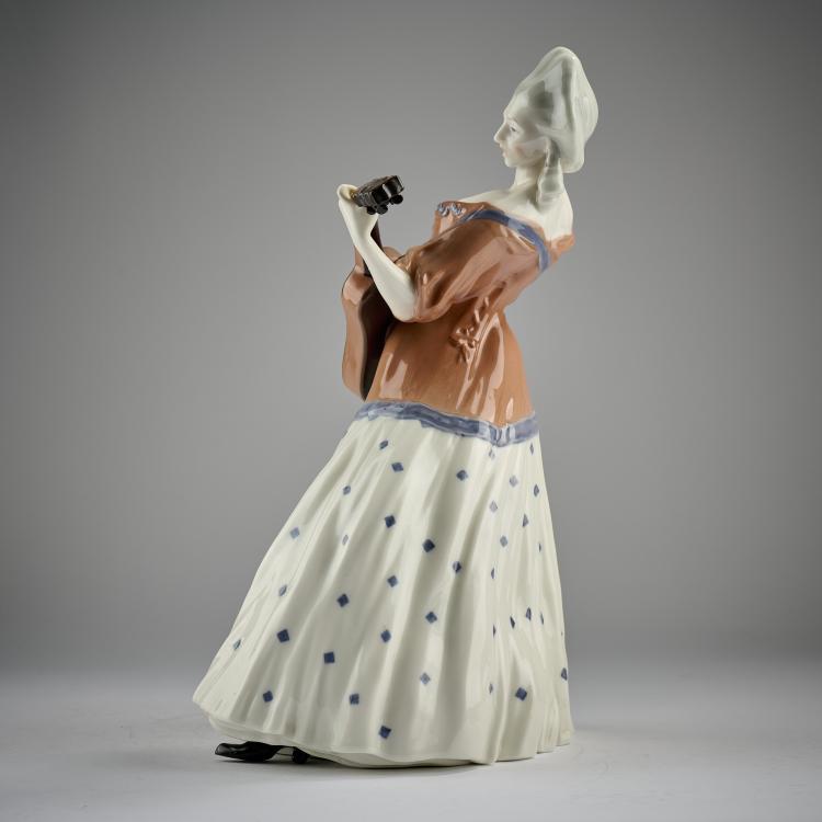 Bild 4 zu Objekt, 'Cabaret singer', 1909, Hermann Hubatsch, Berlin, KPM, 182A 397