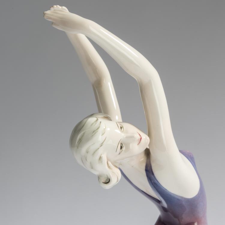 Bild 4 zu Objekt, Dancer, c. 1930, Hertwig & Co., Katzh&uuml;tte, 182A 389