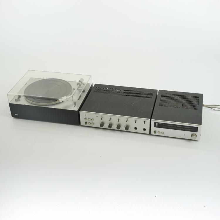 Hauptbild zu Objekt, Record player 'PS 1000', radio 'CE 500' and amplifier 'CSV 500', 1965-67, Dieter Rams, Braun AG, Kronberg, 181A 145