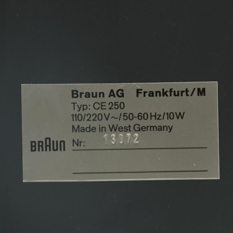 Bild 1 zu Objekt, Record player 'PS 1000', radio 'CE 500' and amplifier 'CSV 500', 1965-67, Dieter Rams, Braun AG, Kronberg, 181A 145