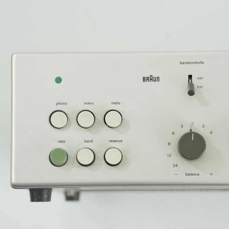 Bild 8 zu Objekt, Record player 'PS 1000', radio 'CE 500' and amplifier 'CSV 500', 1965-67, Dieter Rams, Braun AG, Kronberg, 181A 145