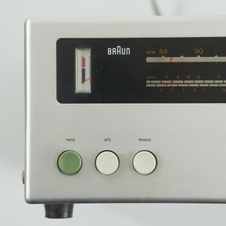 Bild 11 zu Objekt, Record player 'PS 1000', radio 'CE 500' and amplifier 'CSV 500', 1965-67, Dieter Rams, Braun AG, Kronberg, 181A 145