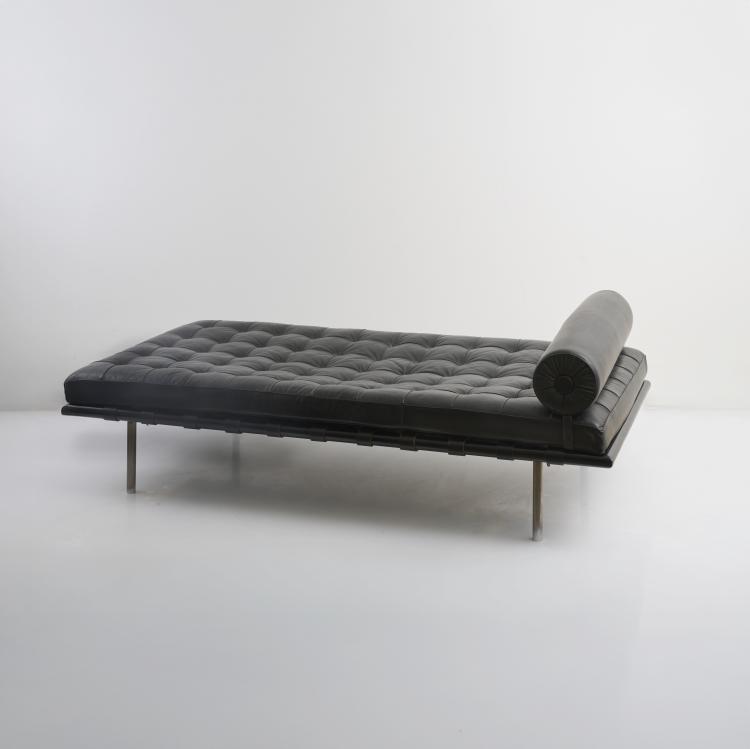 Bild 1 zu Objekt, 'Barcelona' daybed, 1930 (Design), Ludwig Mies van der Rohe,Lilly Reich, Knoll International, New York, 181A 183