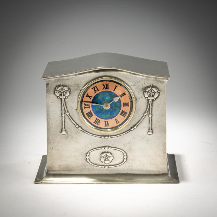 Bild 1 zu Objekt, Table clock, c. 1905, Liberty & Co., London, 182A 468