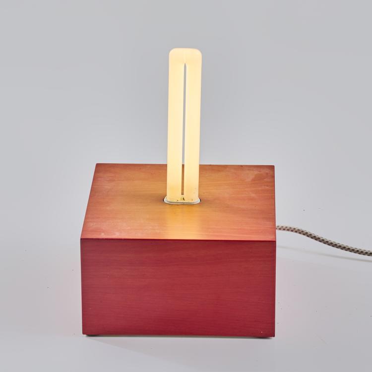Bild 1 zu Objekt, Table/wall light 'Jagati' from the 'Mobili Lunghi' series, 1999 (design), Ettore Sottsass, Post Design, Mailand / Milan, 181A 46