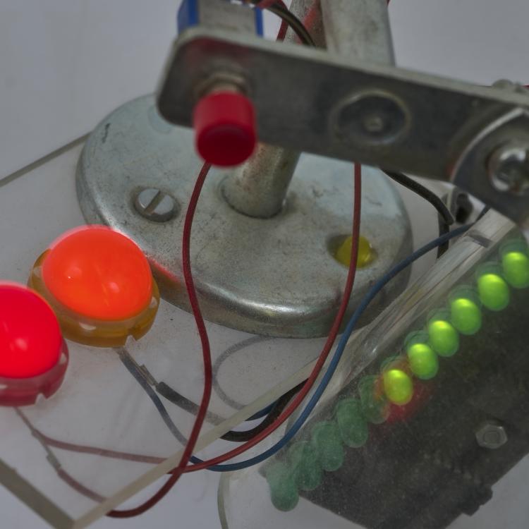 Bild 2 zu Objekt, Light object '(ON 131) - S 50 - 56', 1996, Klaus Geldmacher, Deutschland / Germany, 181A 43